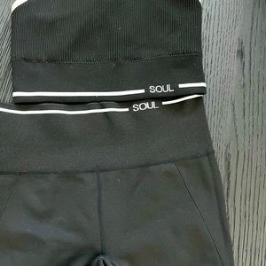 Black Workout set with bonus socks!